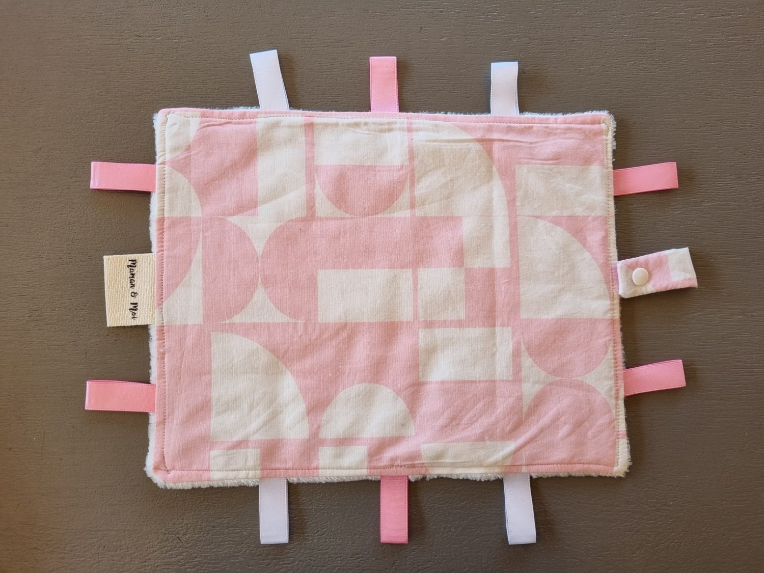 Taglet Security Blanket “Doodootag”